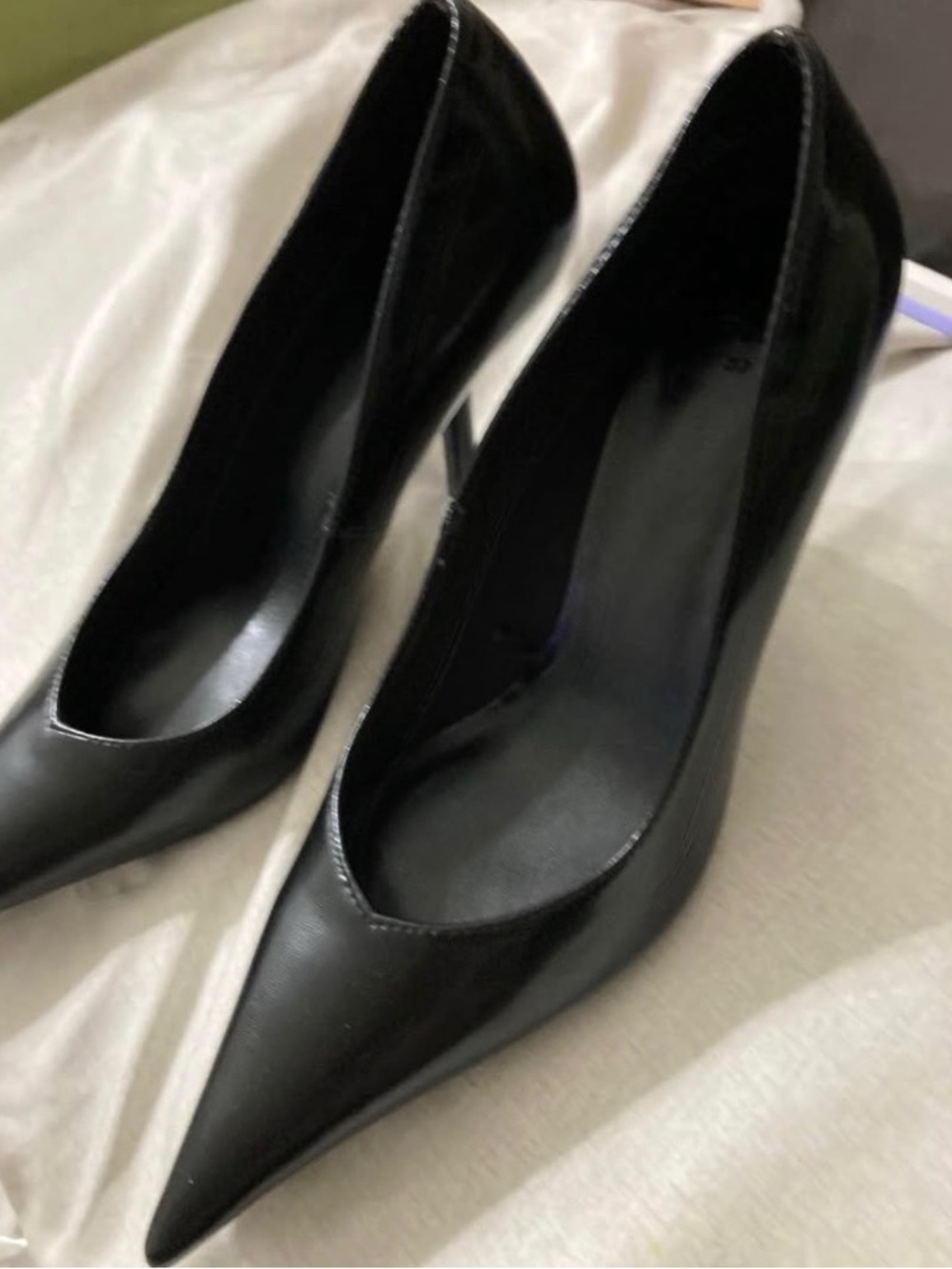 H&M Black Pointed-Toe Stiletto Pumps